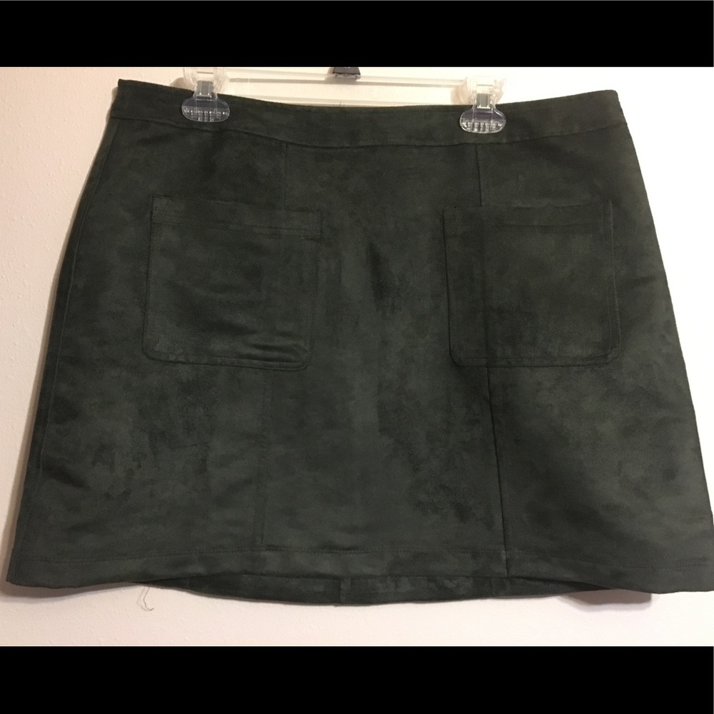 Forest green Old Navy skirt